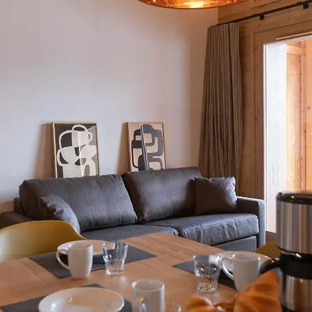 Apartment Hotelier Les Equinoxes - Val D'isere La Daille