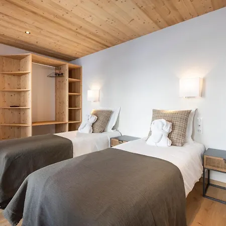 Hotelier Les Equinoxes - Val D'isere Apartment
