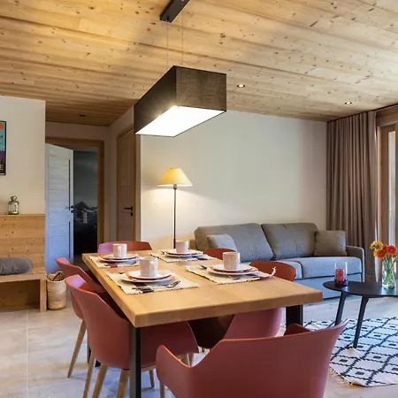 Hotelier Les Equinoxes - Val D'isere Apartment